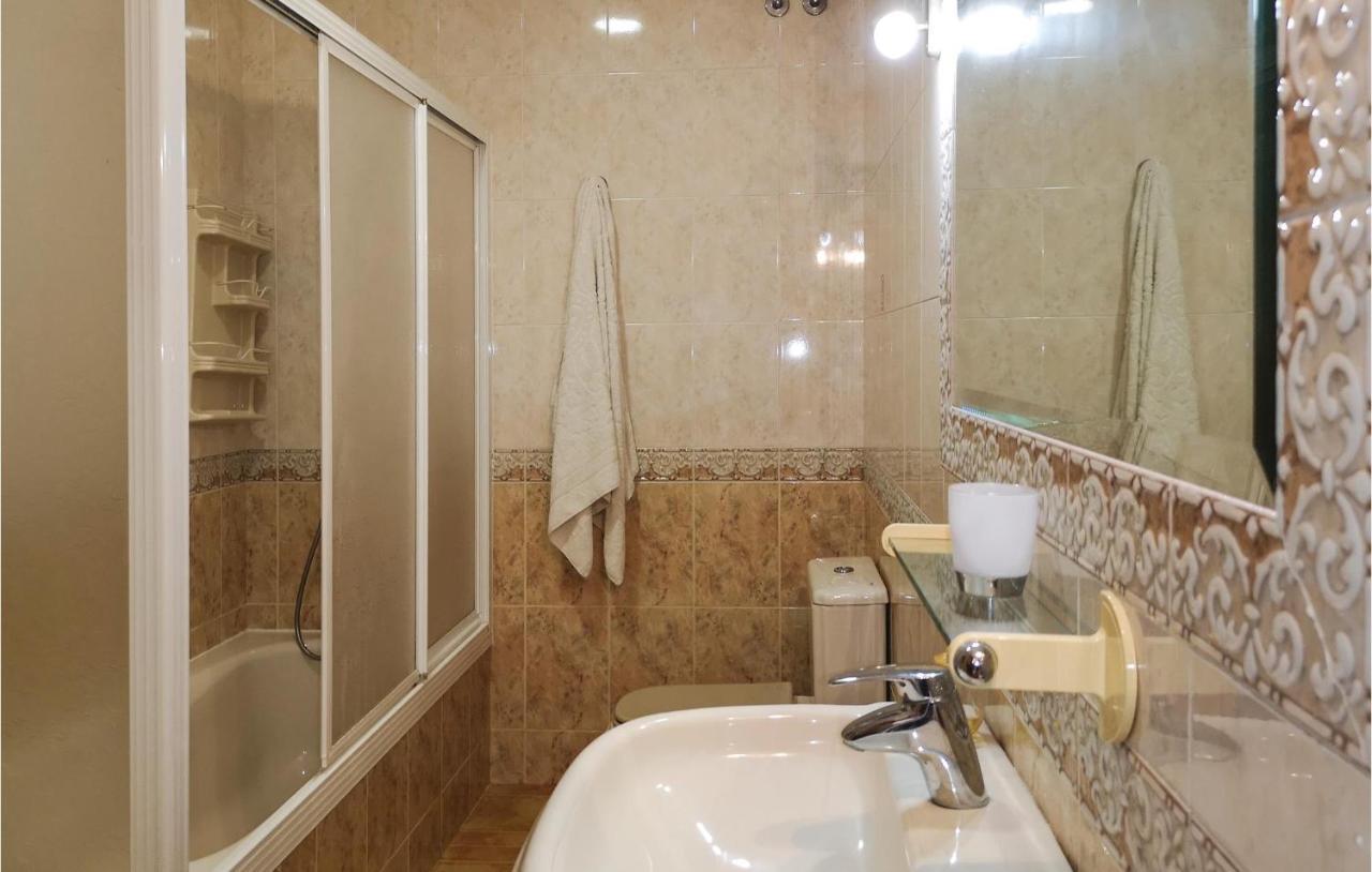 Pet Friendly Home In Olvera With Kitchen Eksteriør billede